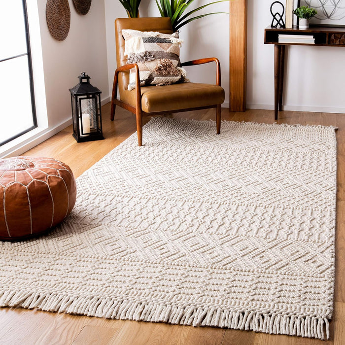 Hand-loomed Area Rug — Neutral